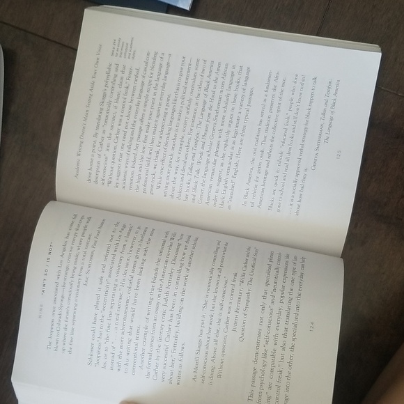 They Say / I Say 3rd Edition by Gerald Graff and Cathy Birkenstein - Picture 4 of 4